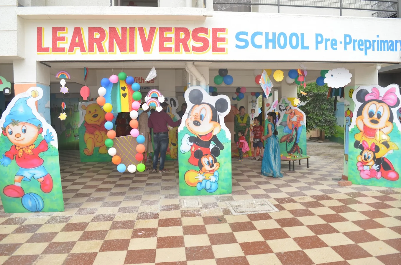 Learniverse School